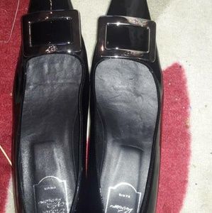 Roger Vivier black shoes